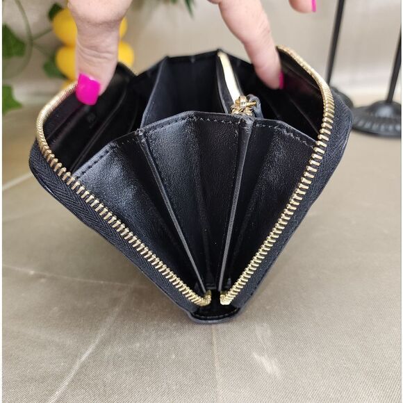 Authentic Fendi Vitello Liberty Century Lucido By The Way Zip Around Wallet - Picture 14 of 17